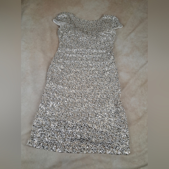 Badgley Mischka White Silver Gold Swank Sequin Sheath Open Back Dress Size 10 - Picture 10 of 15